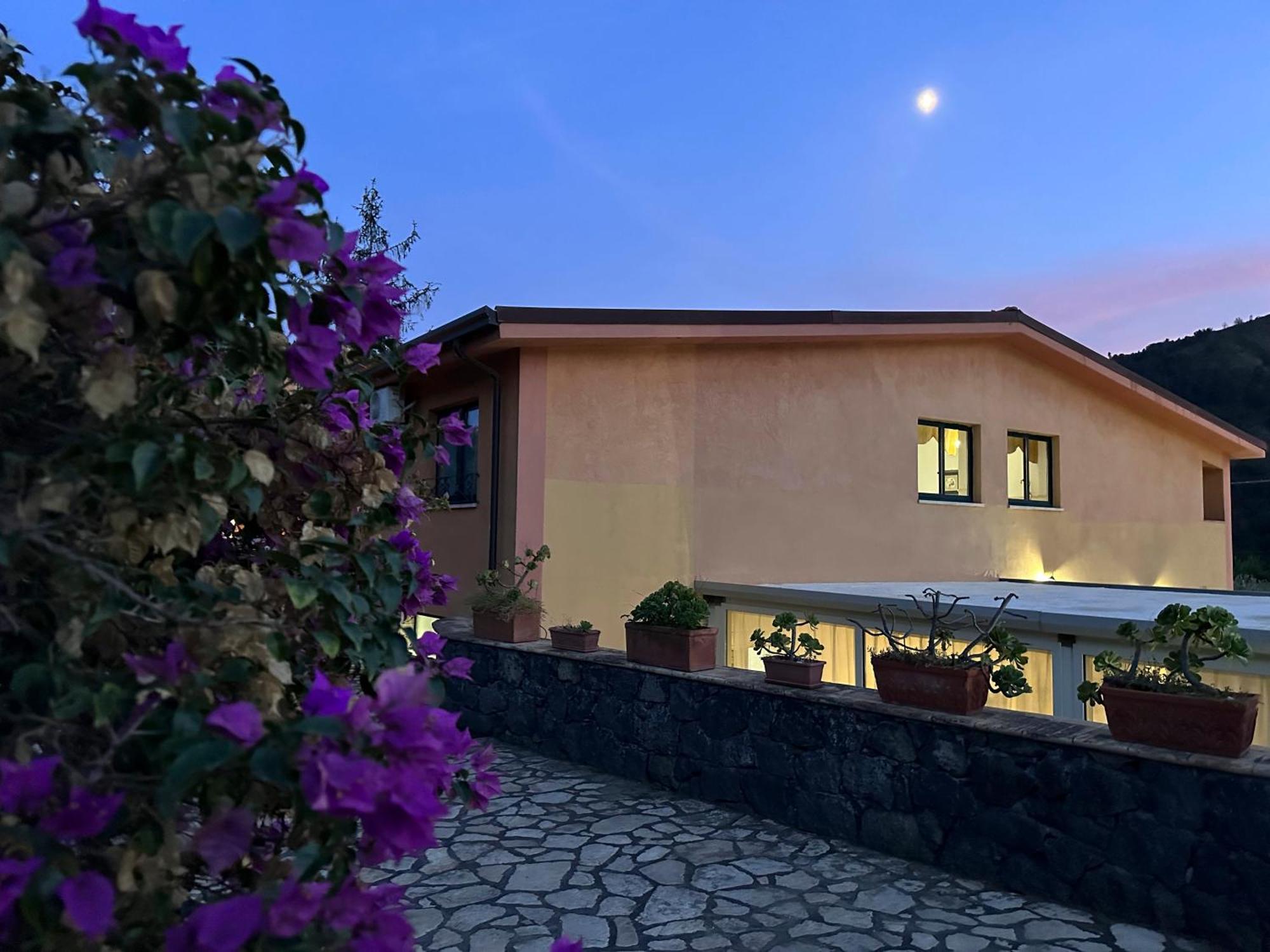 Casale Romano Resort E Relais Motta Camastra Bagian luar foto