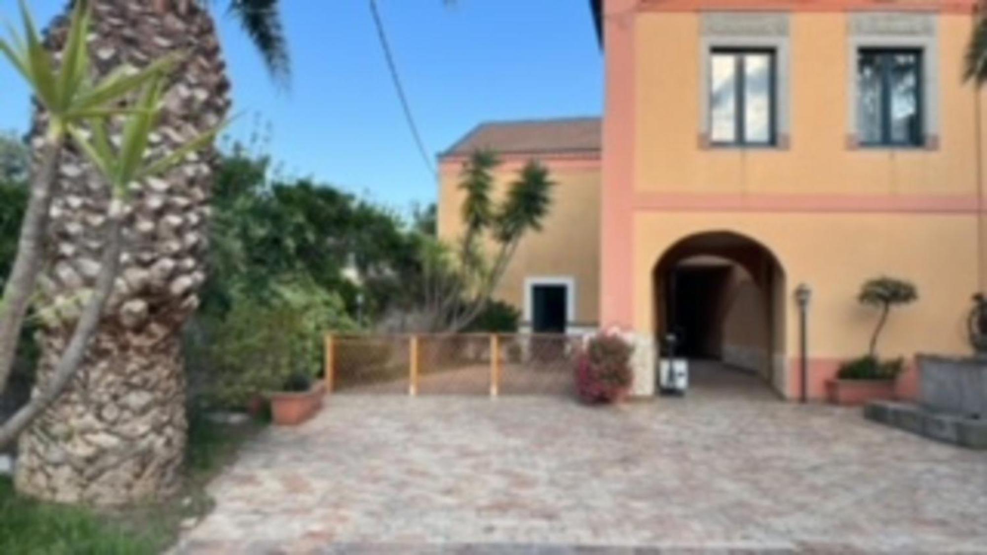 Casale Romano Resort E Relais Motta Camastra Bagian luar foto