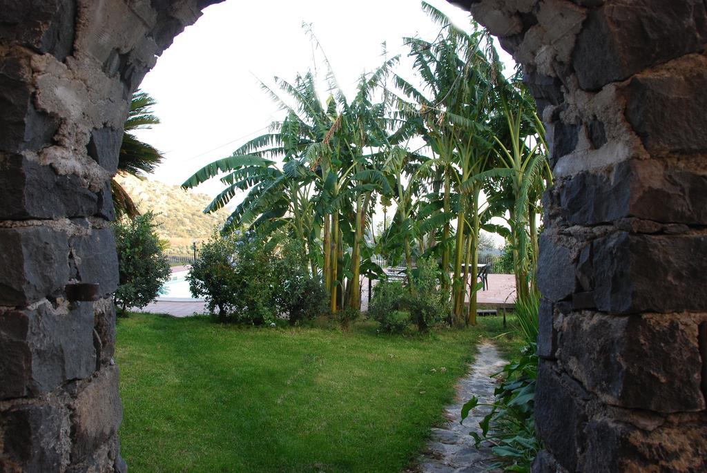 Casale Romano Resort E Relais Motta Camastra Bagian luar foto